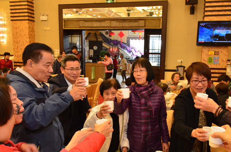 6離退人員新春茶話會龍的.jpg